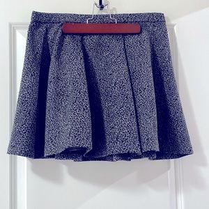Dynamite Grey Cheetah Print Mini Skirt